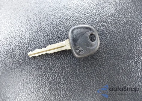 2012 Hyundai Elantra Limited from USA, damaged, VIN 5NPDH4AE8CH130966